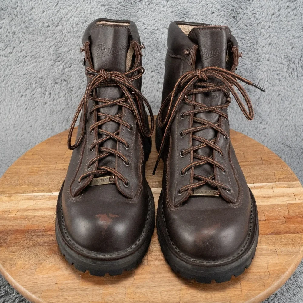 Danner 45200 Explorer Boots Gore-Tex Vibram Lug MADE IN USA 10.5 EE Wide